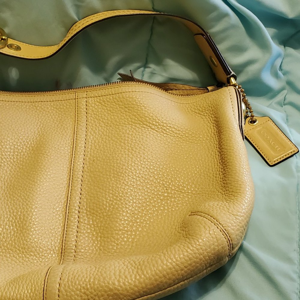 Coach Tan/Yellow Leather Shoulder Bag